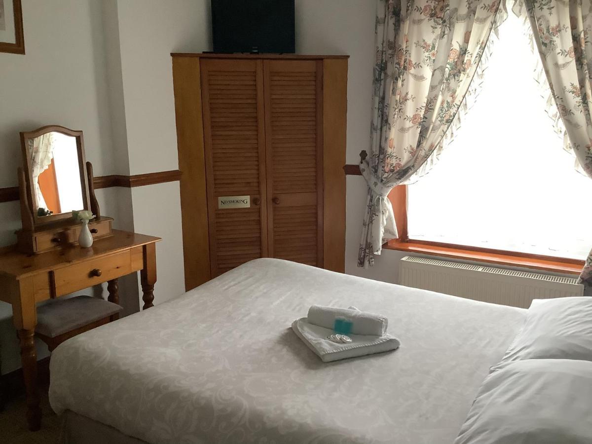 Dover'S Restover Guest House Ngoại thất bức ảnh
